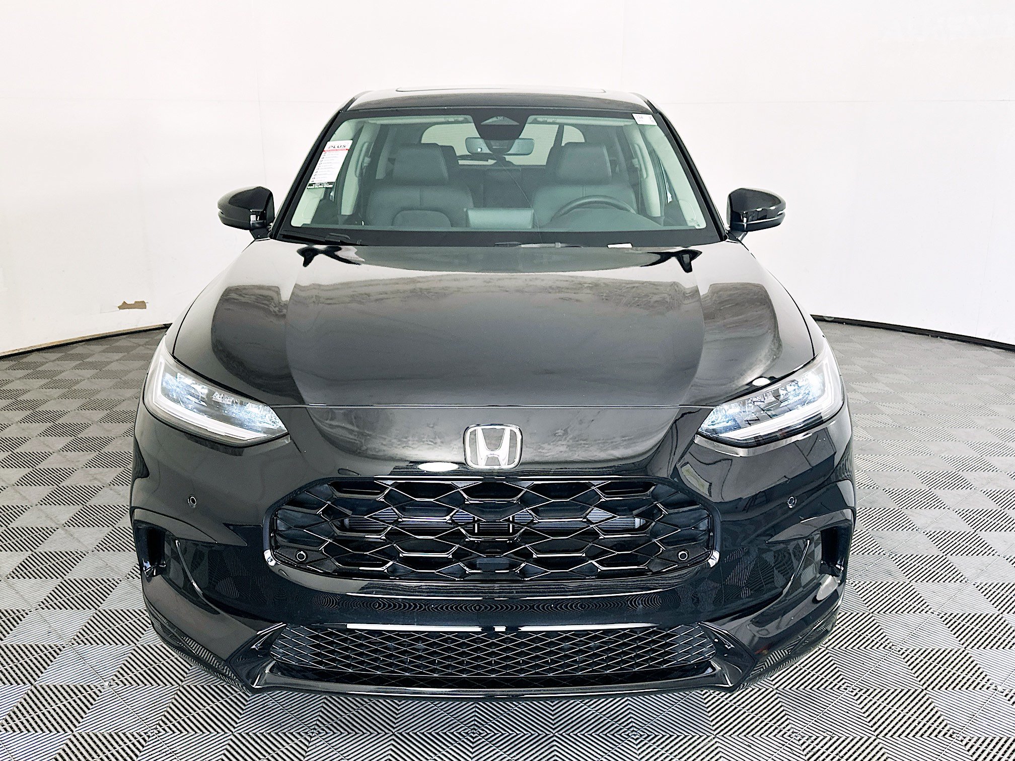 Used 2027 Honda HR-V EX-L image 8