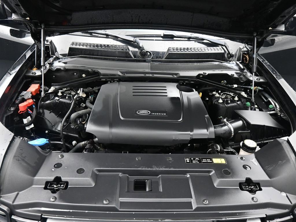 Used 2022 Land Rover Defender 110 S image 14