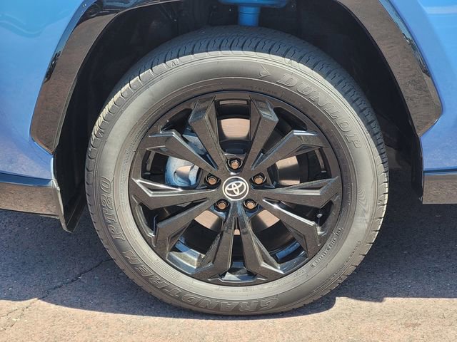 Used 2024 Toyota RAV4 XSE w/ Advanced Technology Package image 11