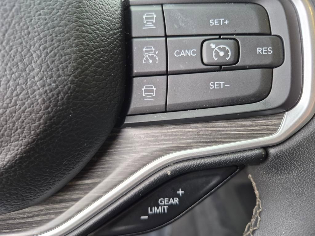 Used 2024 Jeep Wagoneer Series III image 16