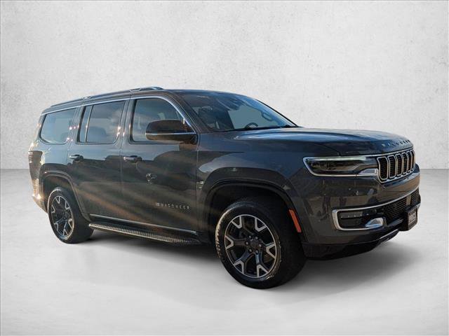 Used 2023 Jeep Wagoneer Series III w/ Rear Seat Video Group 1 image 3