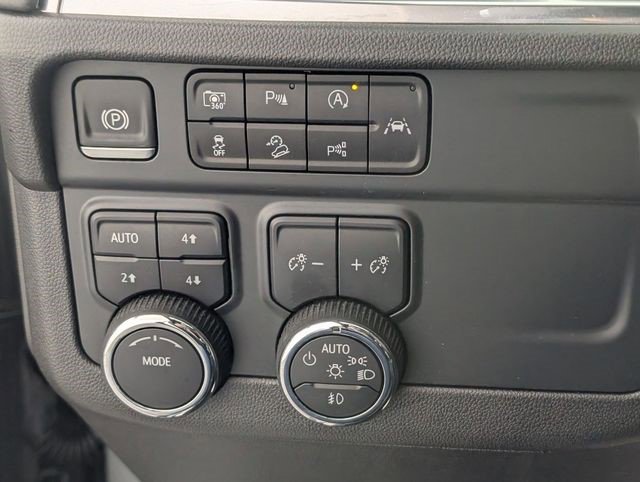 Certified 2025 Chevrolet Suburban Z71 image 20