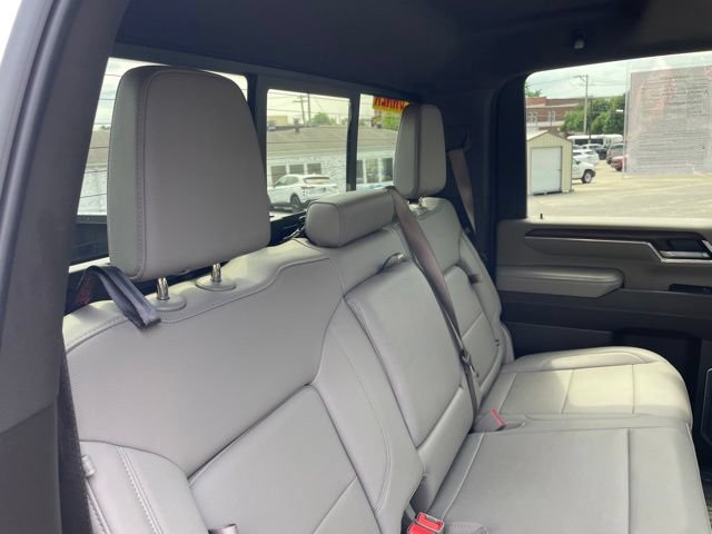 Used 2024 GMC Sierra 2500 SLT w/ SLT Premium Package AWD/4WD image 37