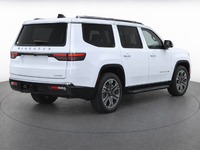 Used 2024 Jeep Wagoneer Series II w/ Flexible Seating Group RWD image 6
