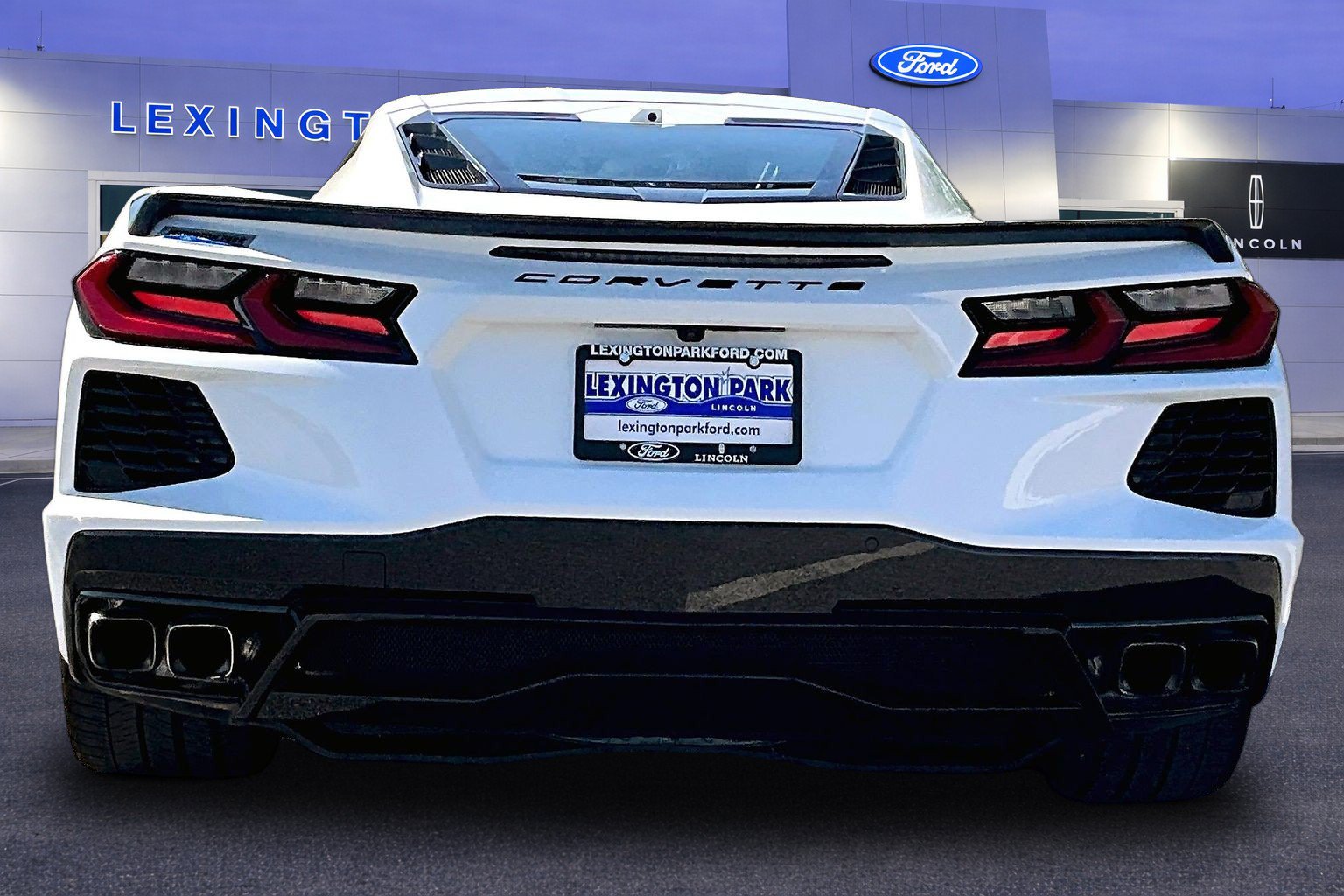Used 2022 Chevrolet Corvette Stingray Preferred Cpe w/ Engine Appearance Package RWD image 6
