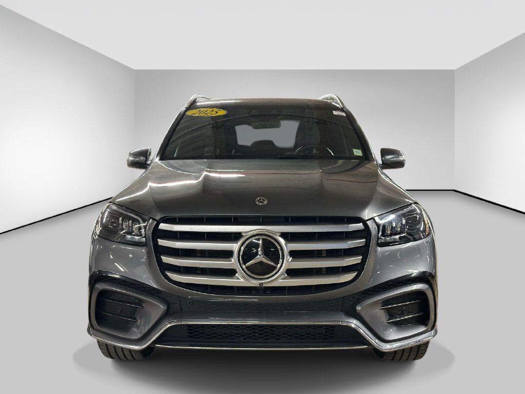 Used 2025 Mercedes-Benz GLS 450 4MATIC w/ AMG Line Exterior image 7