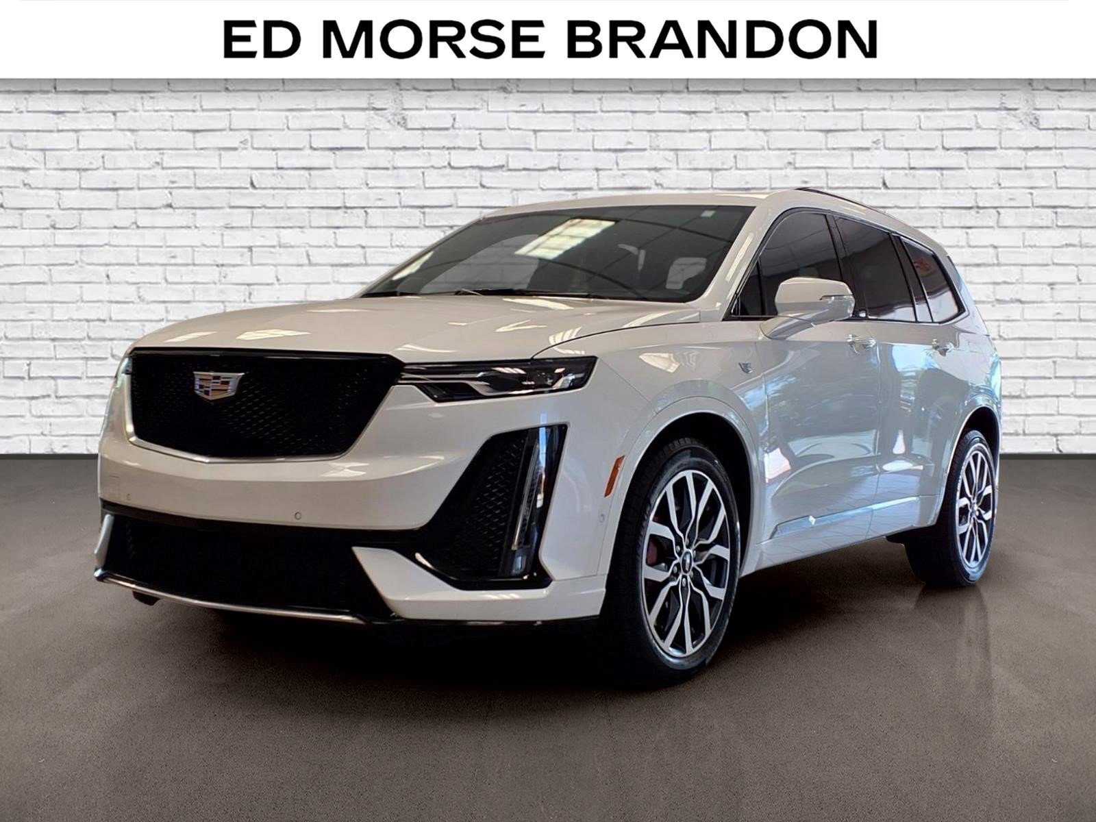 Certified 2023 Cadillac XT6 Sport w/ Technology Package AWD/4WD image 1