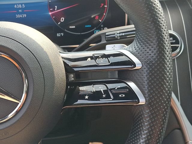 Used 2023 Mercedes-Benz GLC 300 4MATIC image 24