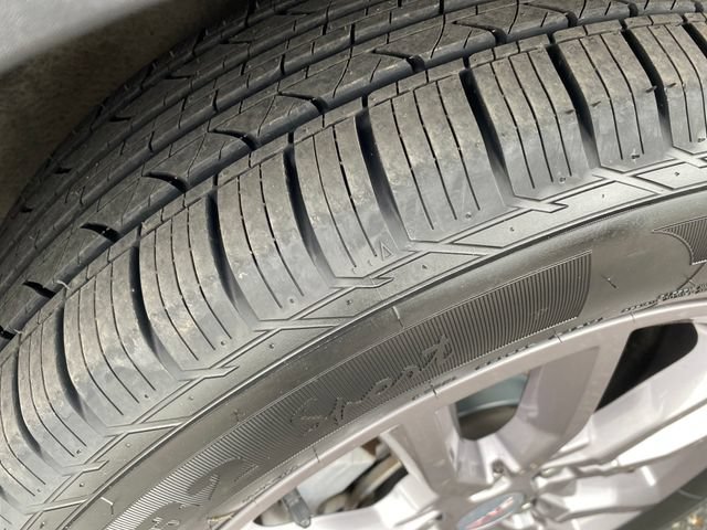 Certified 2024 GMC Terrain SLT AWD/4WD image 23