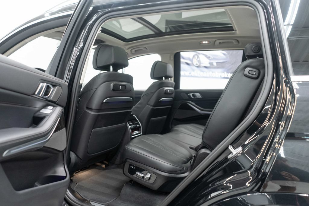 Used 2026 BMW X7 xDrive40i AWD/4WD image 16