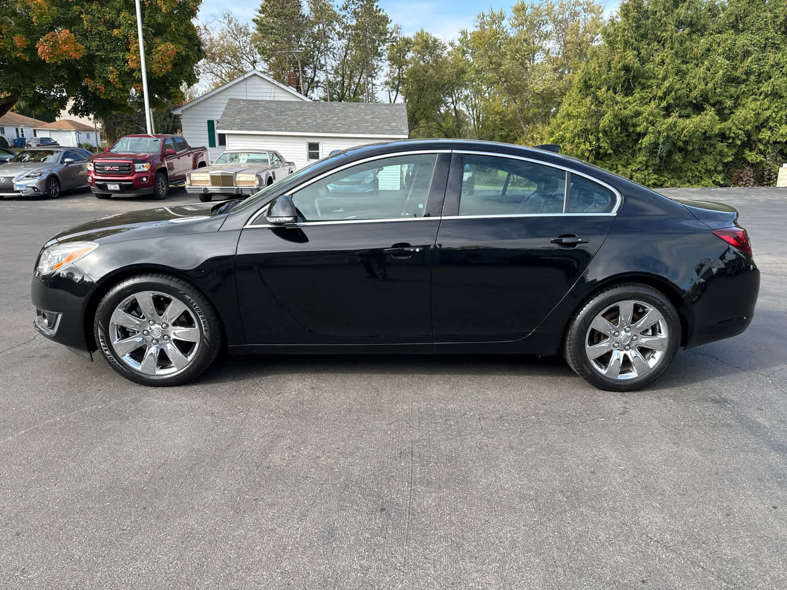 Used 2016 Buick Regal Premium w/ Driver Confidence Package #2 image 6