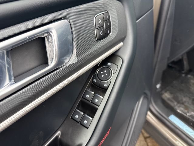 New 2026 Ford Explorer ST-Line w/ ST-Line Street Pack image 25