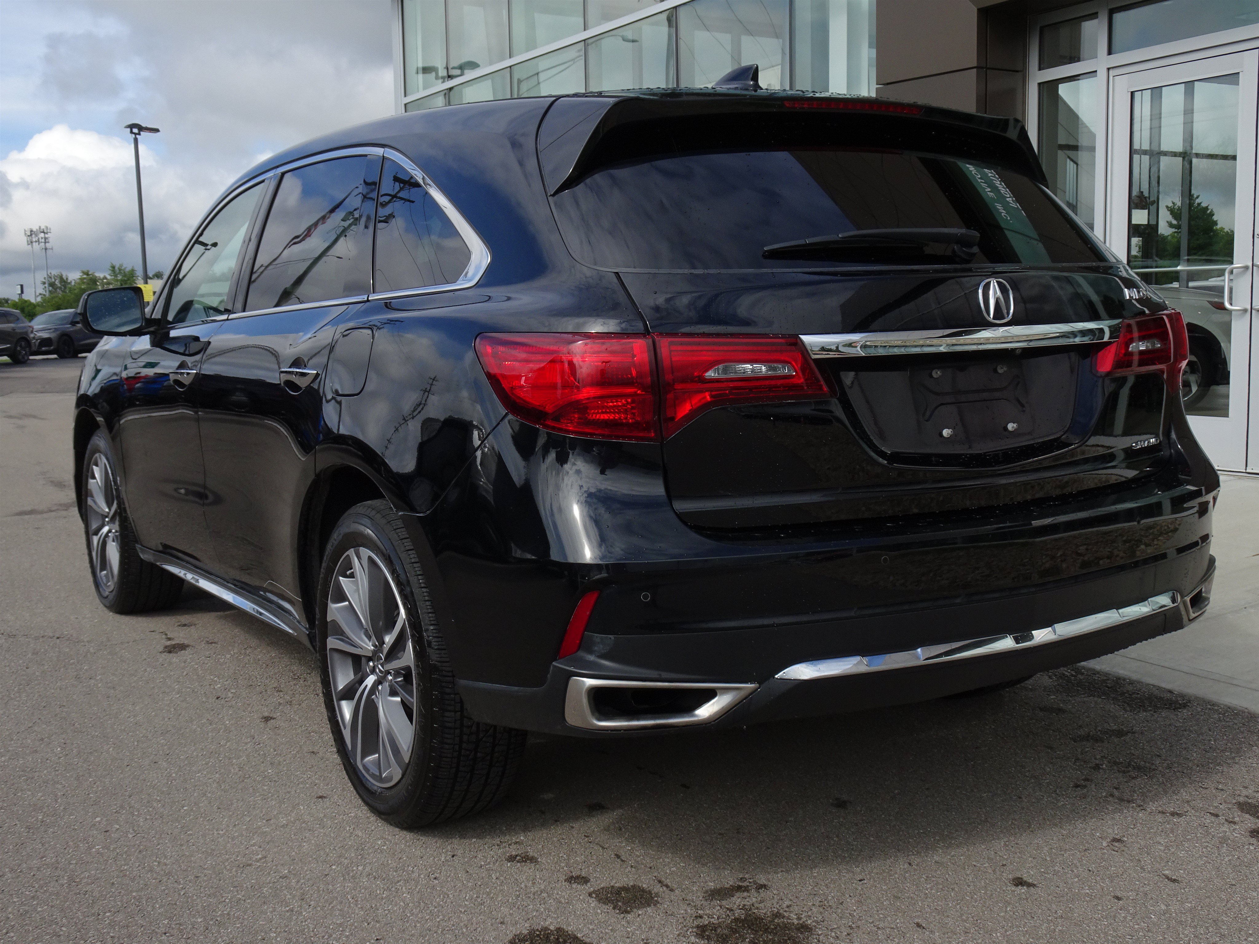Used 2019 Acura MDX w/ Technology Package AWD/4WD image 3