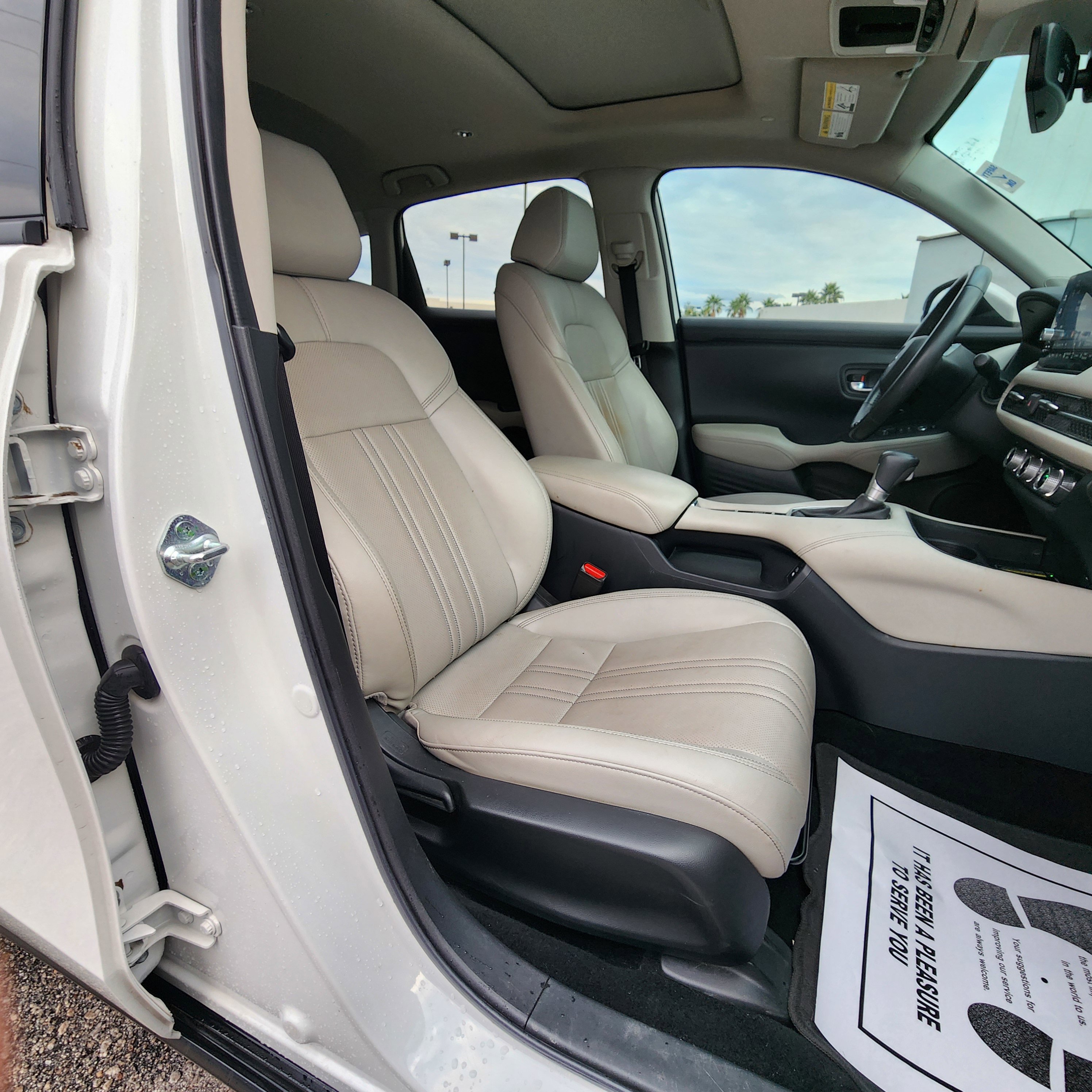 Certified 2024 Honda HR-V EX-L image 8