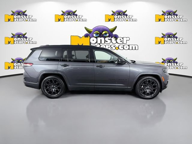 Used 2024 Jeep Grand Cherokee L Summit AWD/4WD image 4