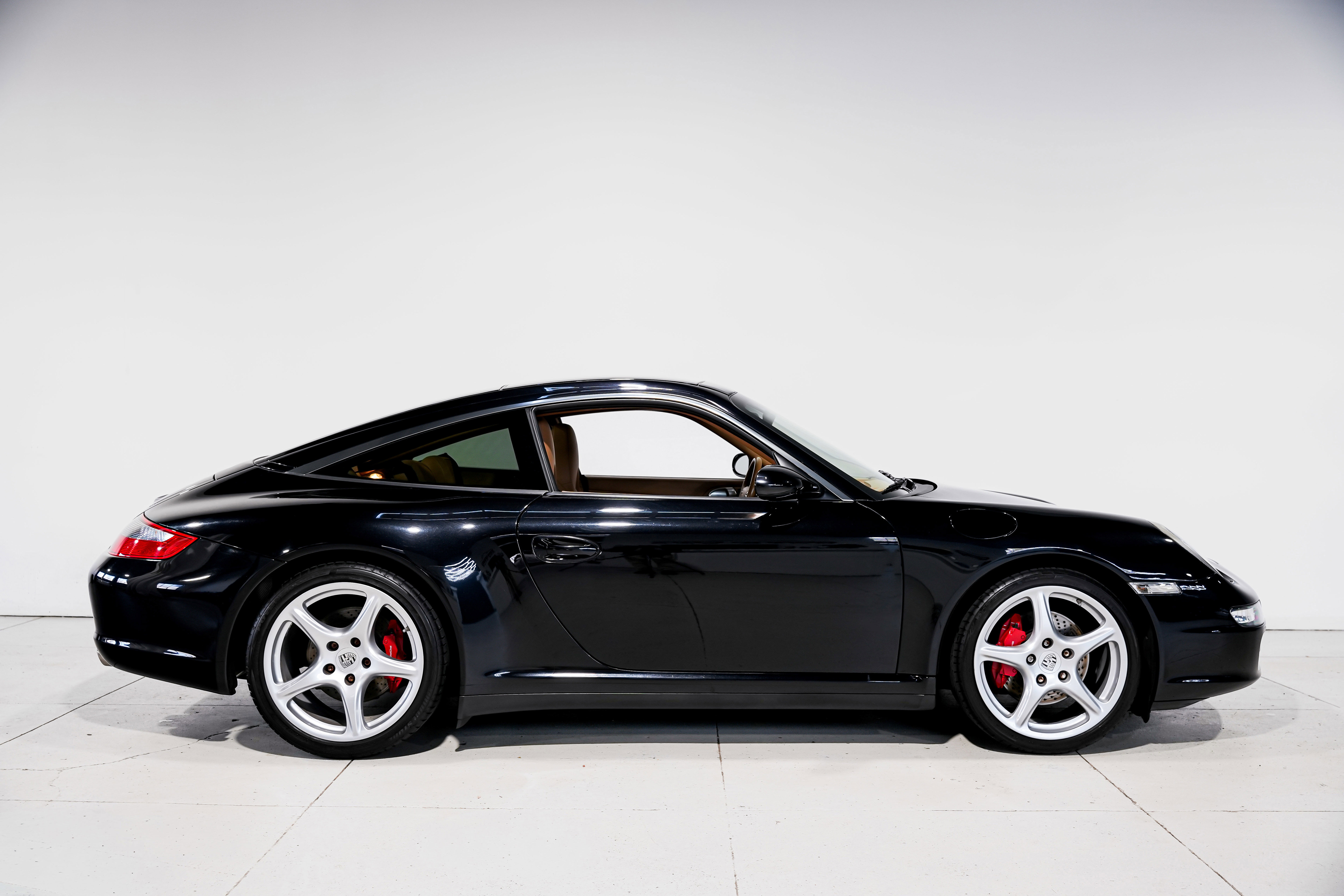Used 2007 Porsche 911 Targa 4S image 2