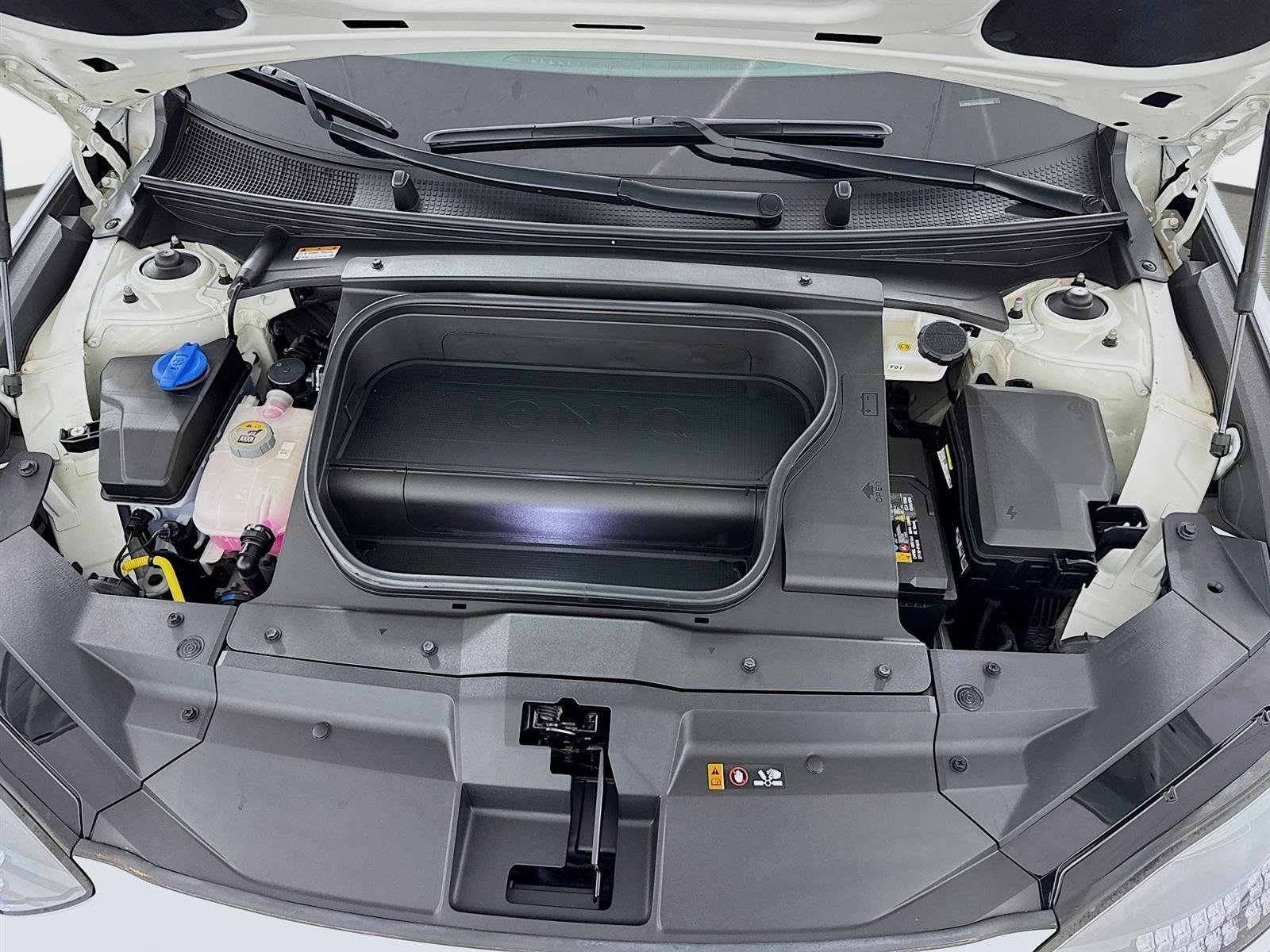 Used 2024 Hyundai Ioniq 6 SE image 30