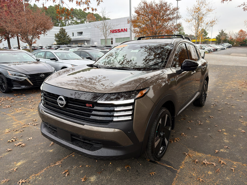 New 2026 Nissan Kicks SR w/ Cold Weather Package image 3