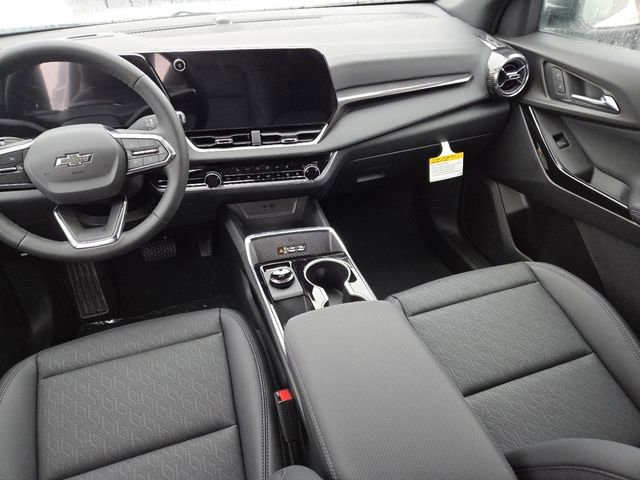 New 2026 Chevrolet Equinox LT w/ Convenience Package II image 31