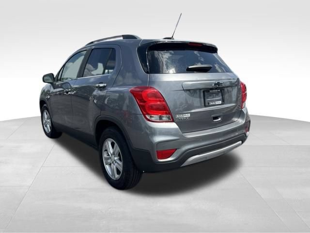 Used 2020 Chevrolet Trax LT w/ Driver Confidence Package FWD image 5