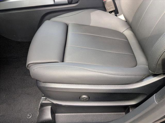 Certified 2025 Mercedes-Benz GLB 250 4MATIC image 4