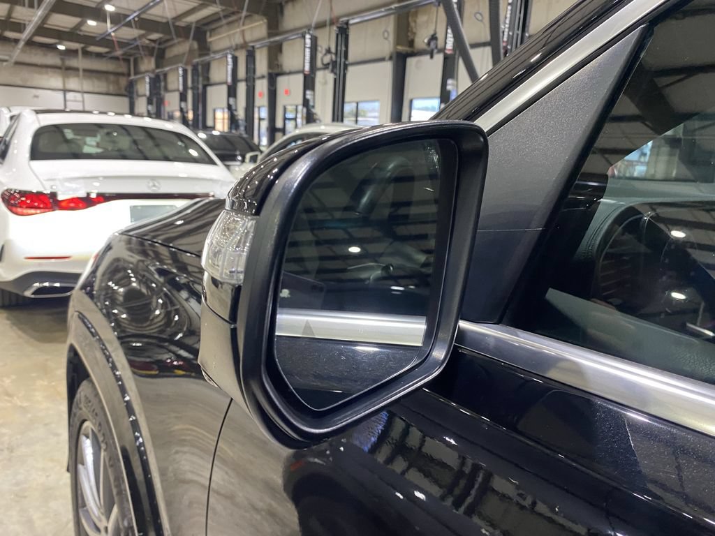 Certified 2024 Mercedes-Benz GLS 580 4MATIC image 22