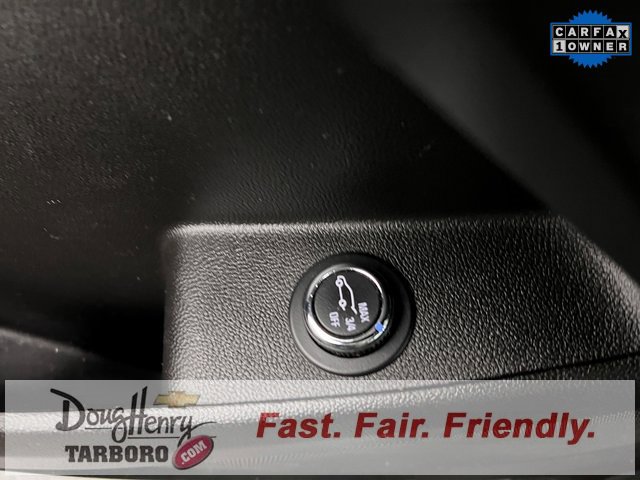 Used 2022 Chevrolet Traverse LT image 27