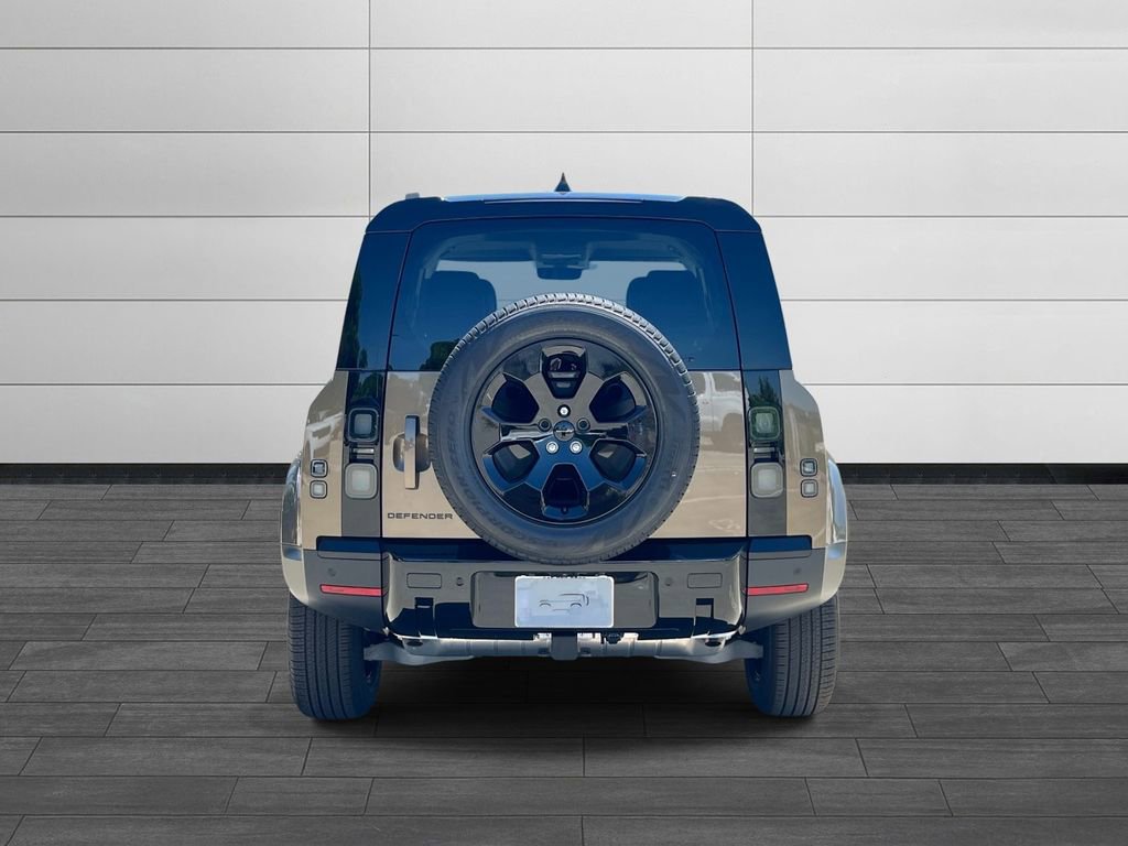 New 2026 Land Rover Defender 110 S AWD/4WD image 4