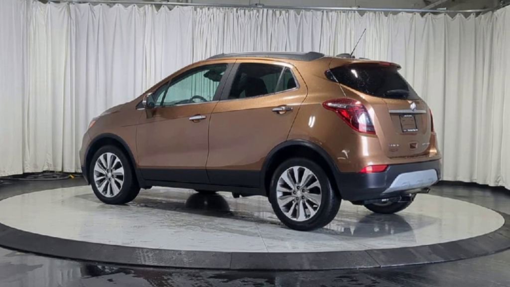 Used 2017 Buick Encore Essence image 8