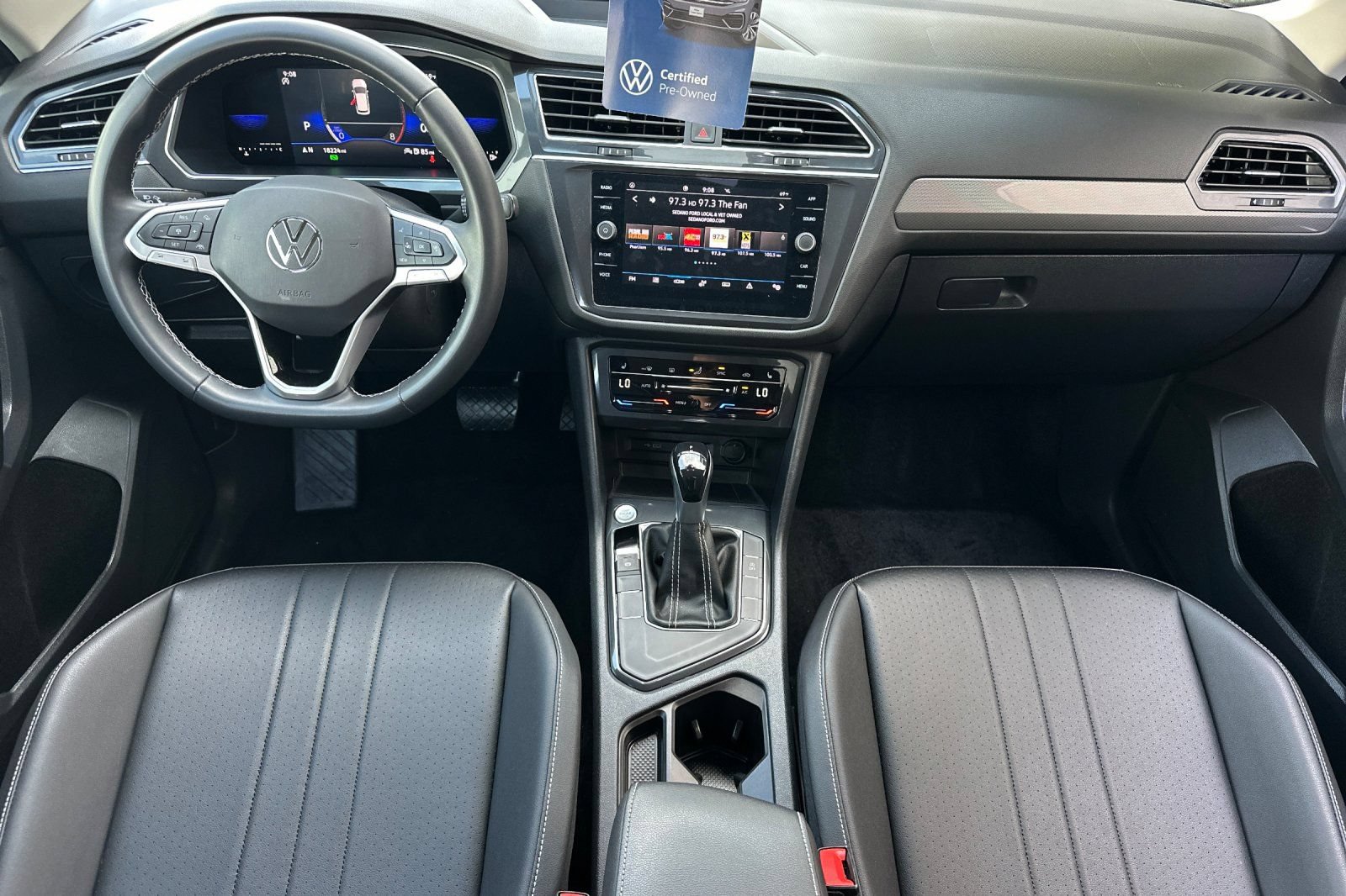 Used 2023 Volkswagen Tiguan SE FWD image 13