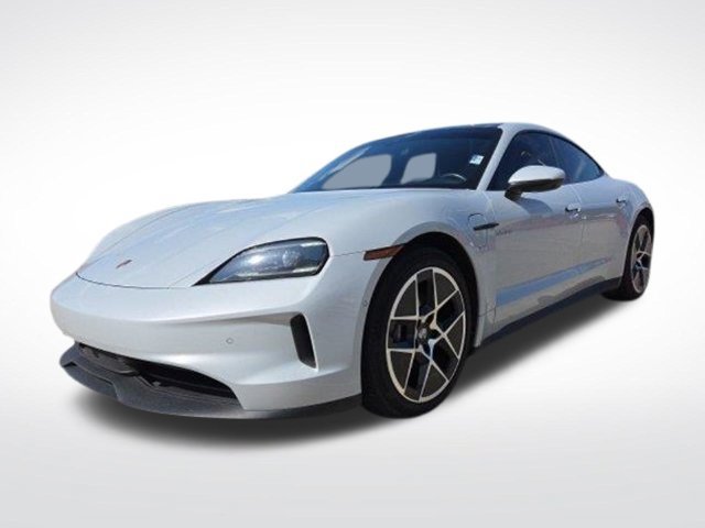 Used 2025 Porsche Taycan RWD image 3