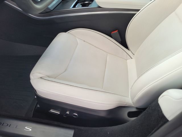 Used 2022 Tesla Model S Plaid image 16