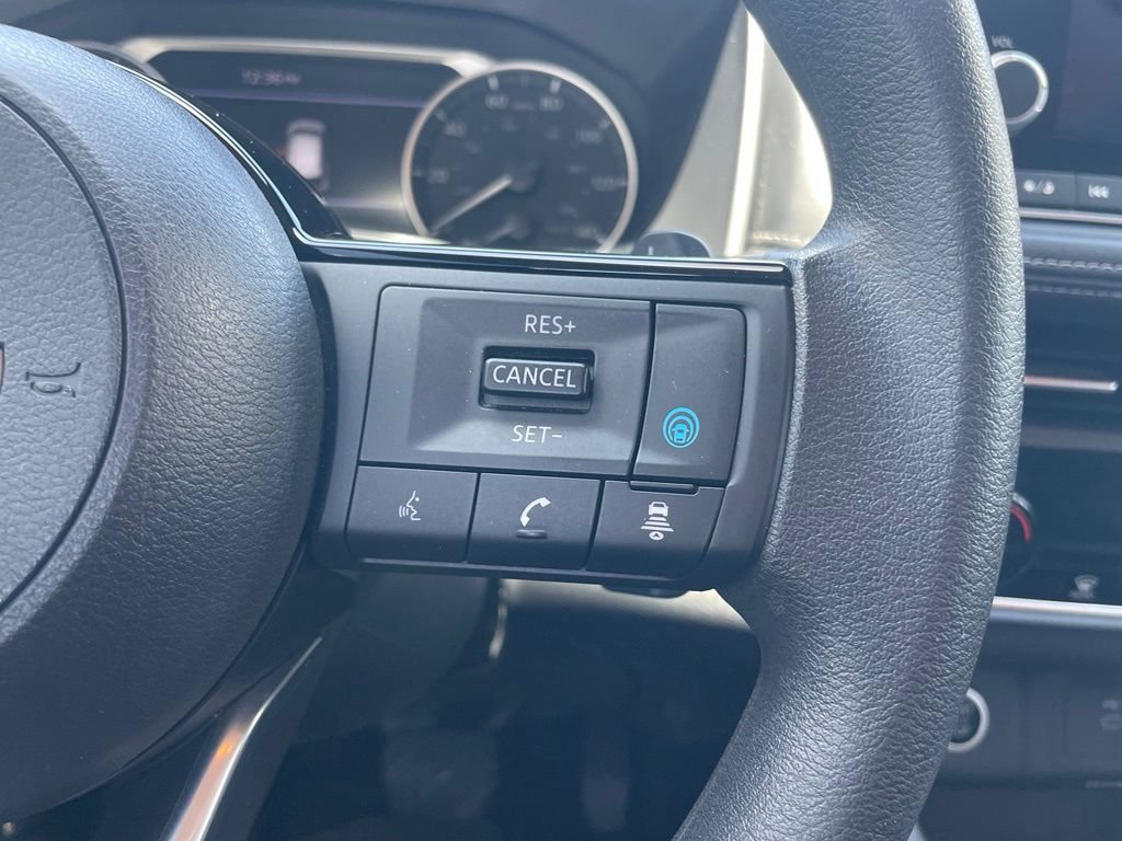 Certified 2023 Nissan Rogue SV FWD image 14