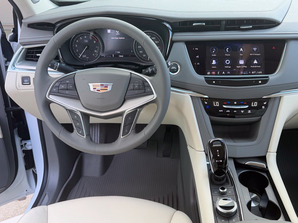 New 2026 Cadillac XT5 Premium Luxury w/ Driver Assist Package FWD image 23