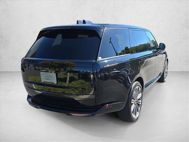 New 2025 Land Rover Range Rover Long Wheelbase SE image 5