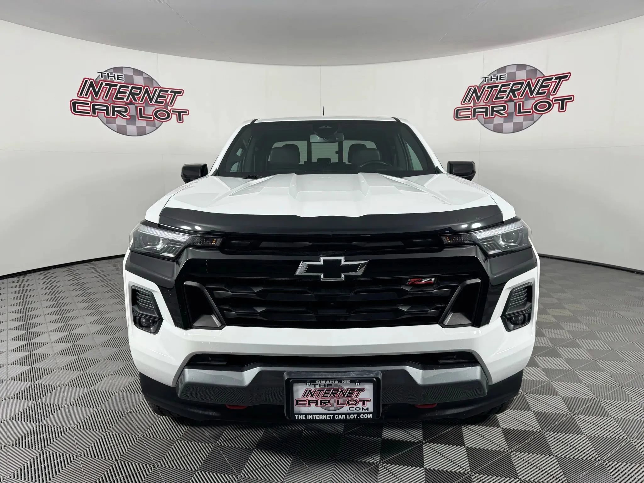 Used 2023 Chevrolet Colorado Z71 w/ Z71 Convenience Package 2 image 2