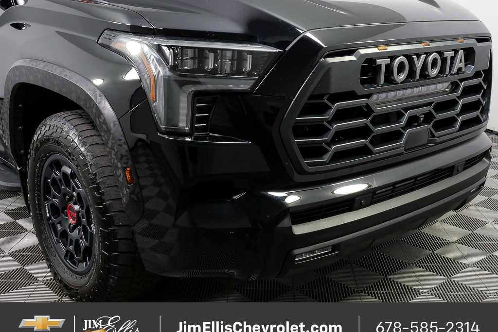 Used 2025 Toyota Sequoia TRD Pro AWD/4WD image 37