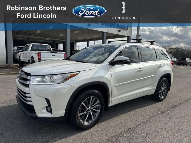Used 2017 Toyota Highlander XLE