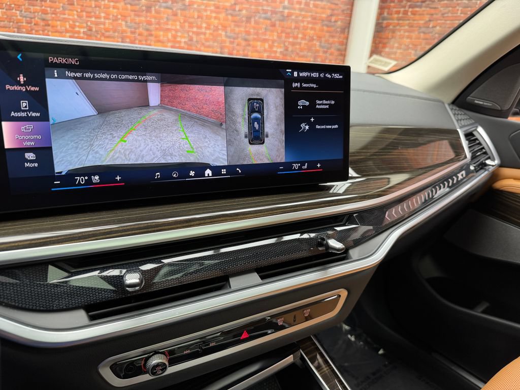 Used 2024 BMW X7 xDrive40i w/ Premium Package AWD/4WD image 21