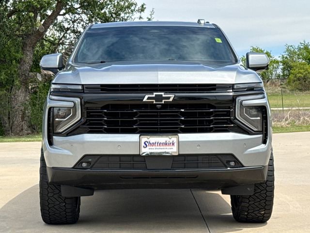 Used 2025 Chevrolet Tahoe RST w/ Comfort Package image 2