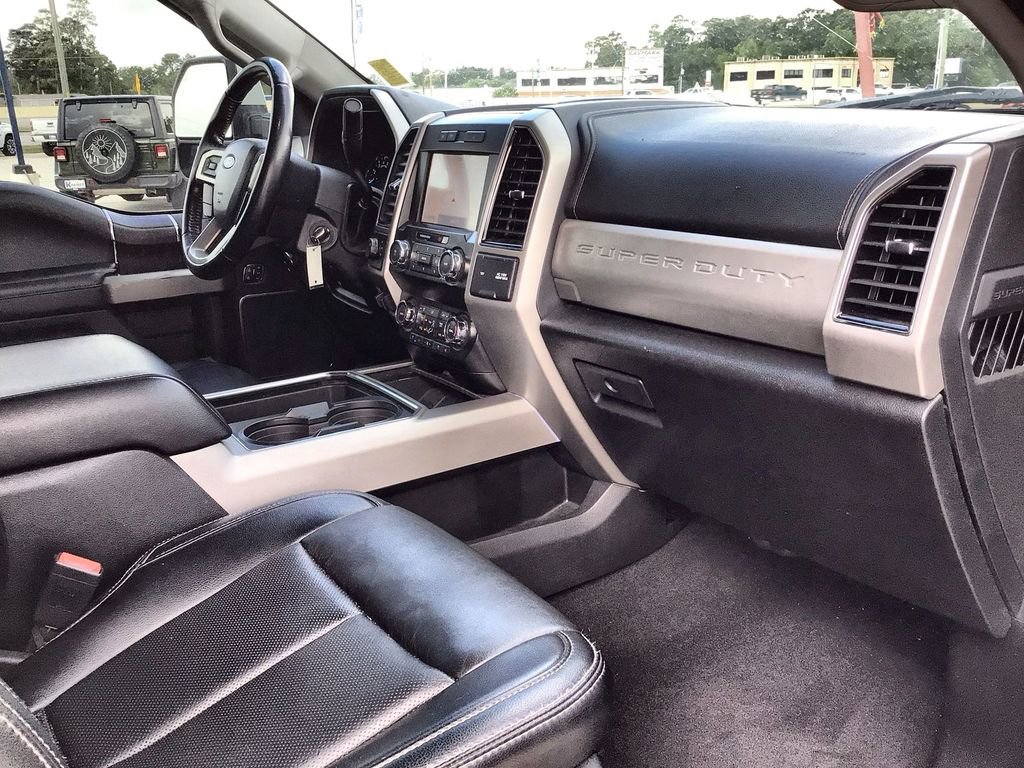 Used 2021 Ford F250 Lariat w/ Lariat Value Package image 29