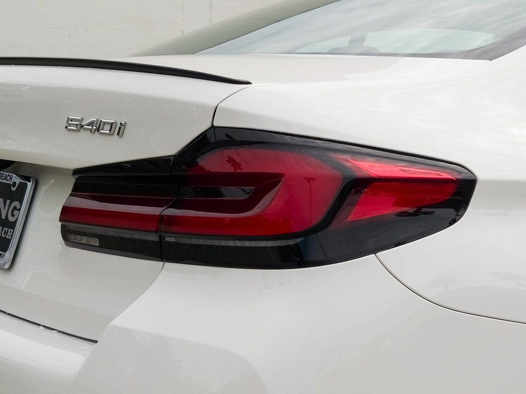 Used 2023 BMW 540i 540i w/ M Sport Package image 5