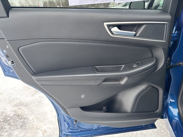 Used 2024 Ford Edge SEL image 17