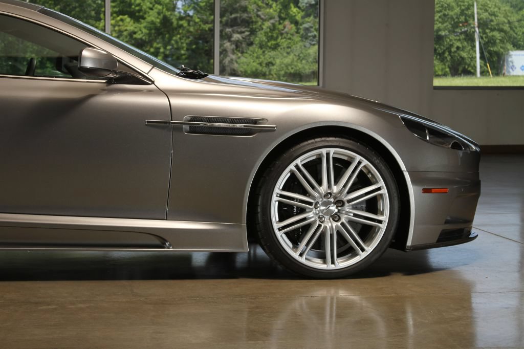 Used 2009 Aston Martin DBS Coupe RWD image 59