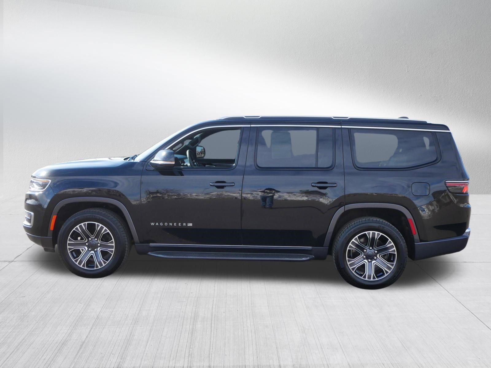 Used 2022 Jeep Wagoneer Series III image 4