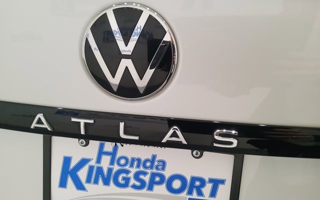 Used 2022 Volkswagen Atlas SEL R-Line image 46