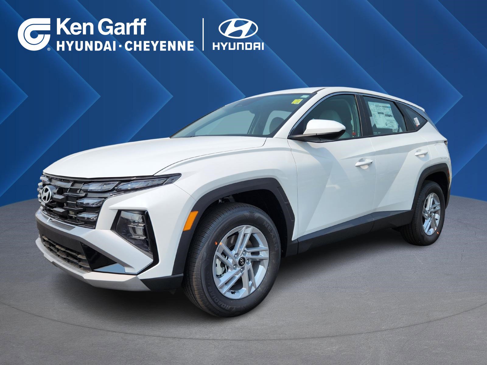 New 2025 Hyundai Tucson SE video 1