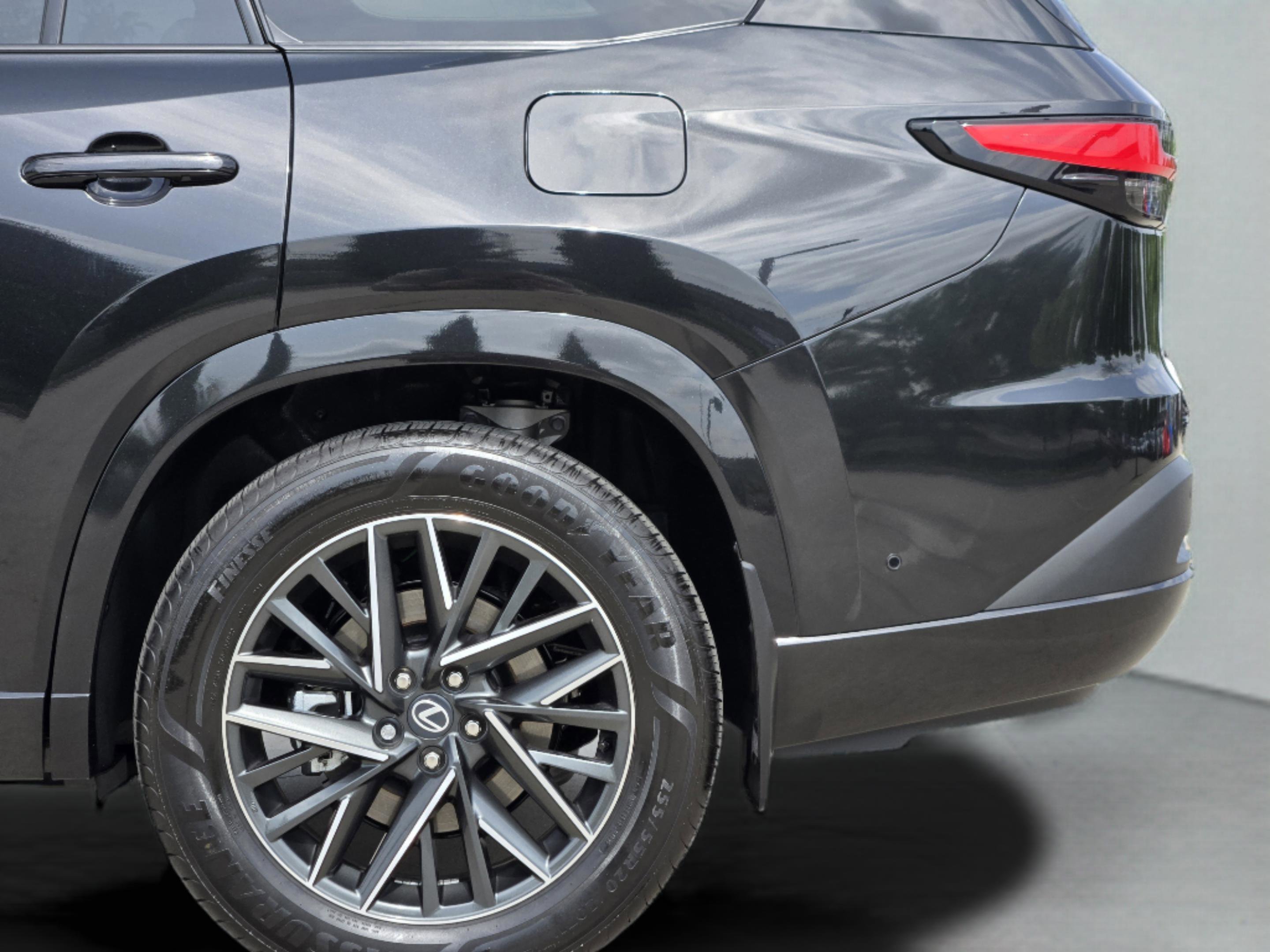 Used 2026 Lexus TX 350 AWD w/ Technology Package image 14