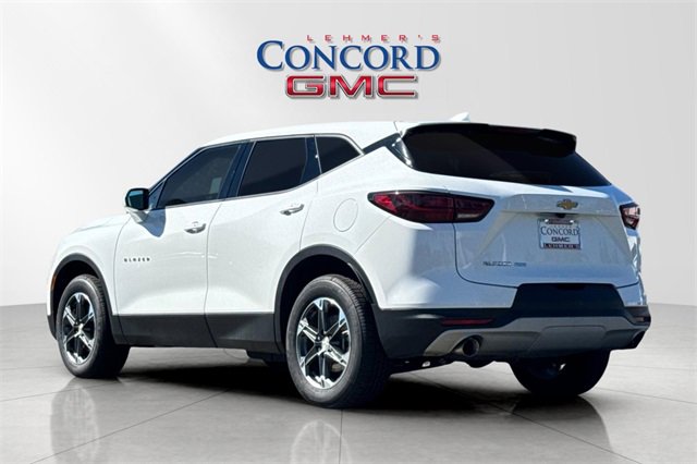 Used 2025 Chevrolet Blazer LT image 6
