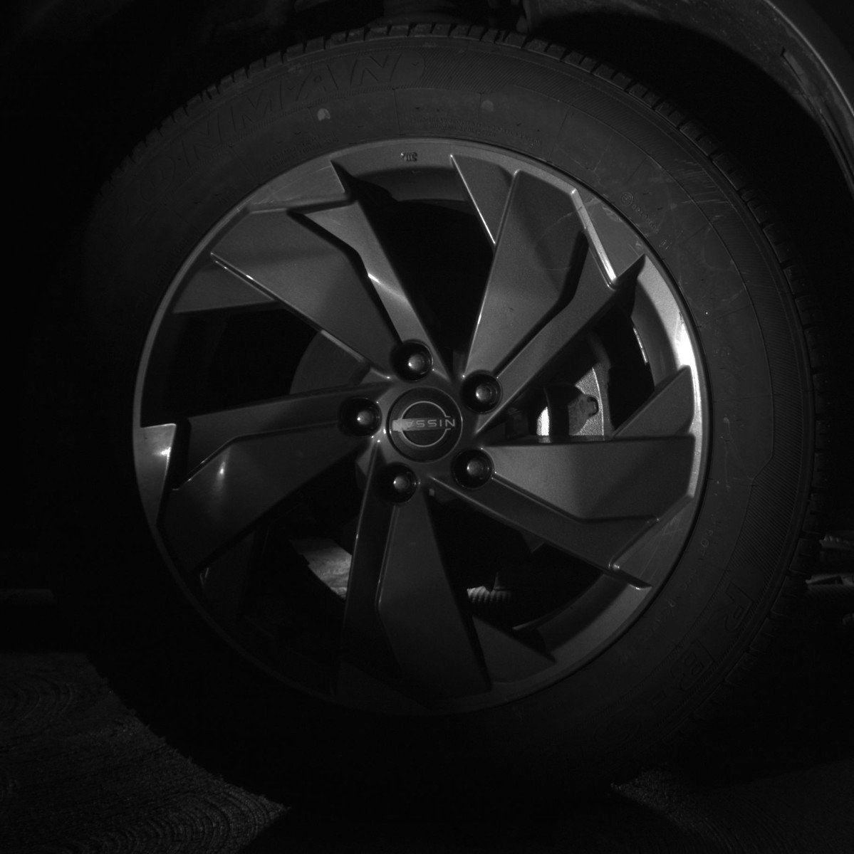 Used 2025 Nissan Rogue SV FWD image 13